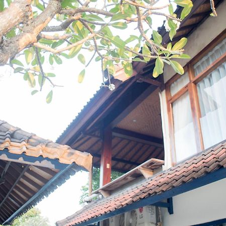Tehila House Hotel Canggu  Exterior photo